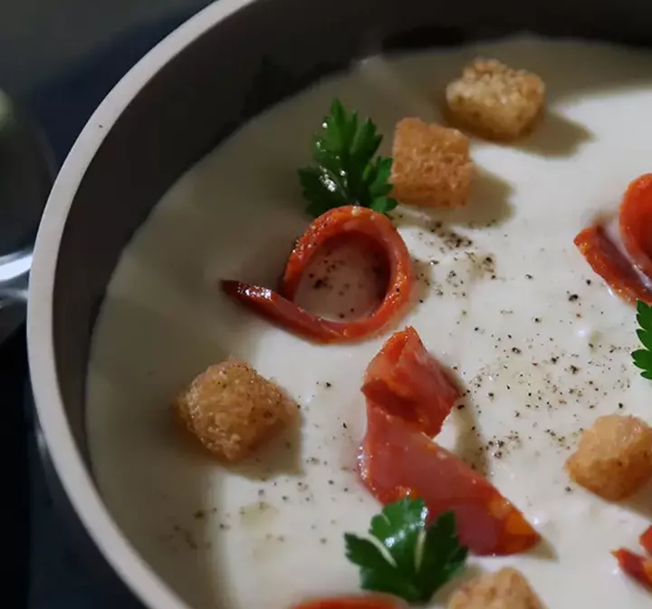 Recette de crème de cèleri au chorizo César Moroni