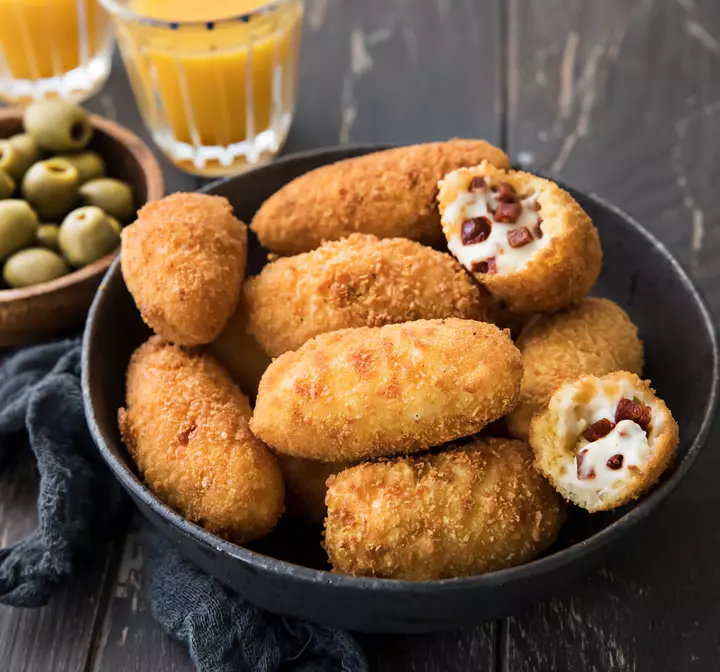 Recette de croquettes au fromage manchego et au chorizo César Moroni