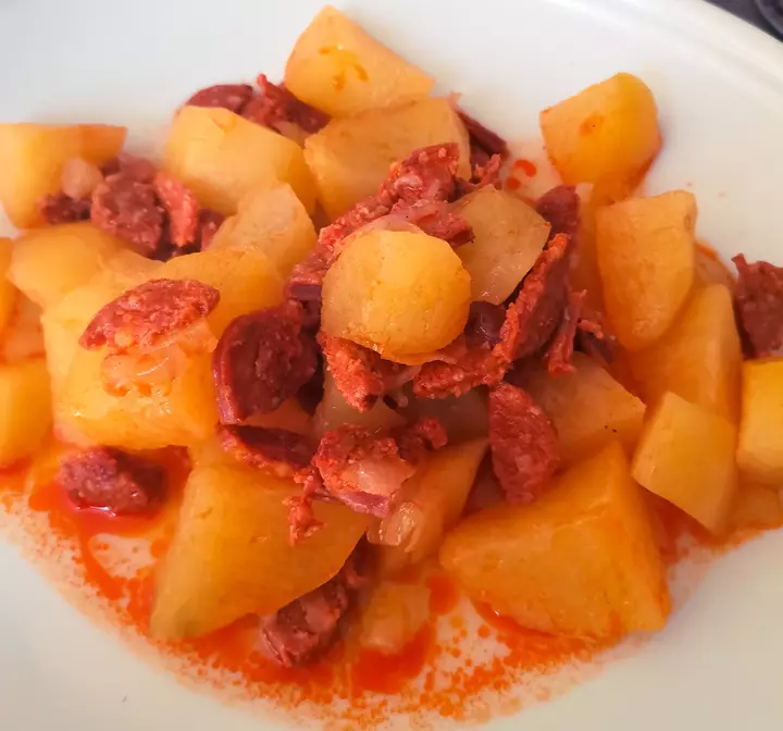 Recette de pommes de terre au chorizo César Moroni